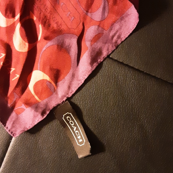 COACH SILK SMALL SQUARE SCARF - Picture 3 of 3